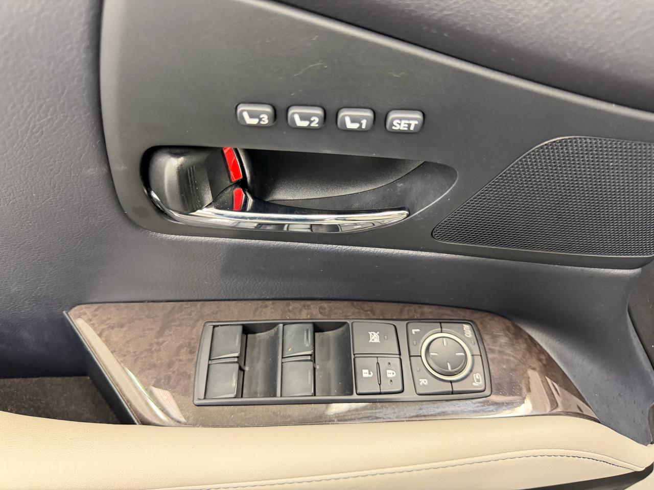 Lexus RX 350 4D SUV FWD 2013