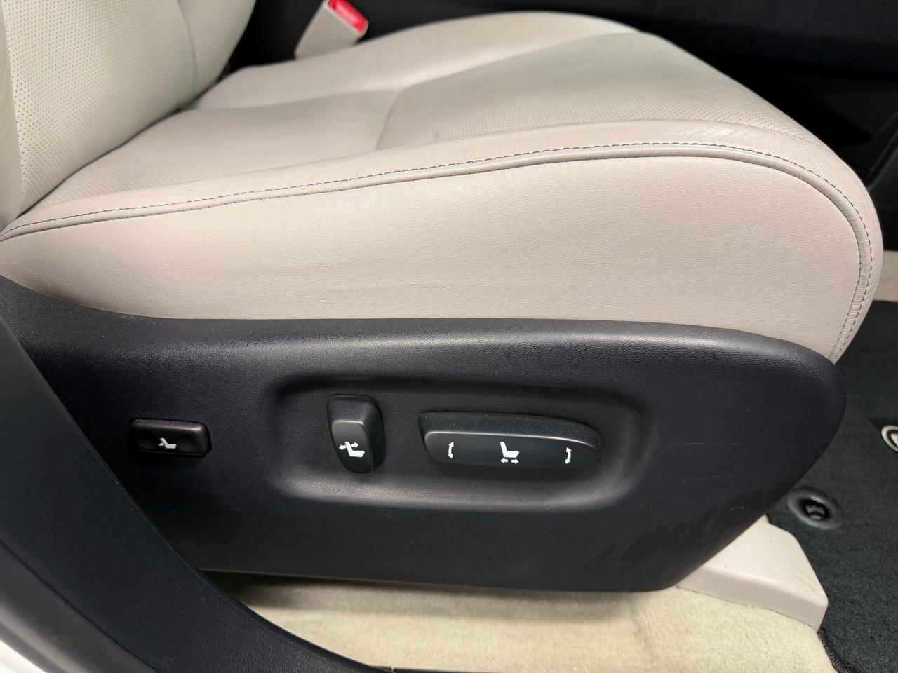 Lexus RX 350 4D SUV FWD 2013