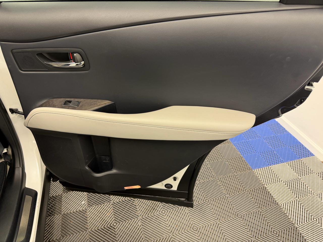 Lexus RX 350 4D SUV FWD 2013