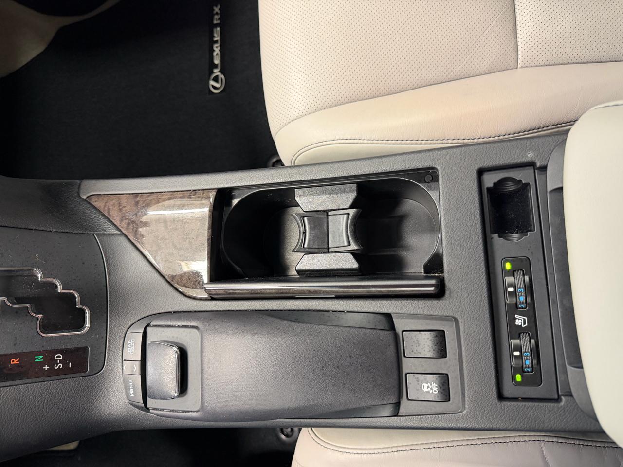 Lexus RX 350 4D SUV FWD 2013