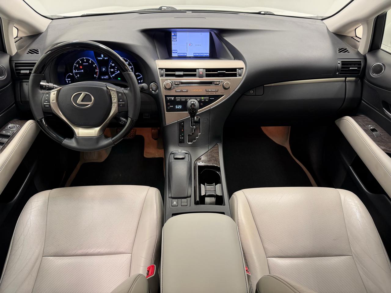 Lexus RX 350 4D SUV FWD 2013