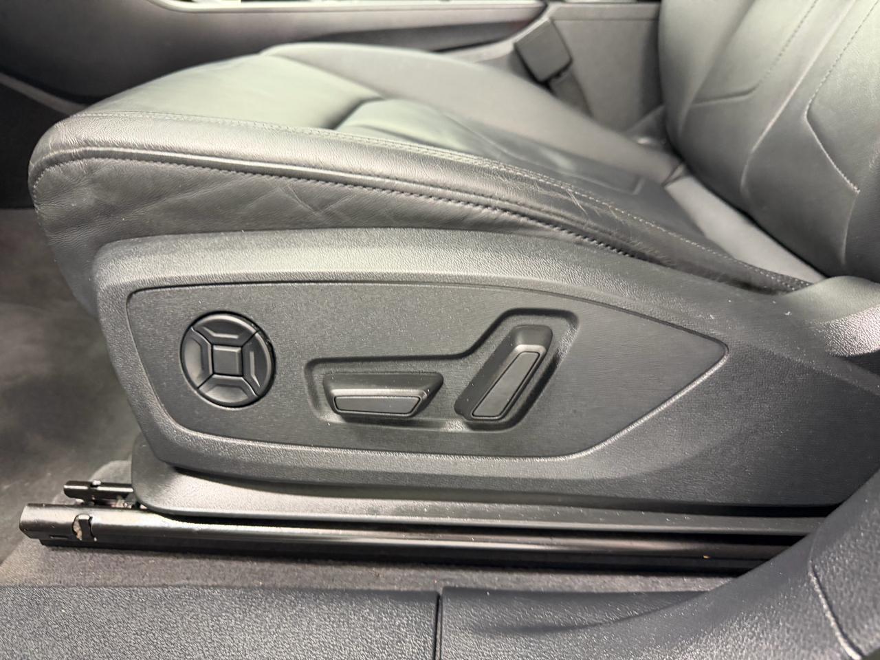 Audi Q3 S line Premium 45 TFSI quattro 2022