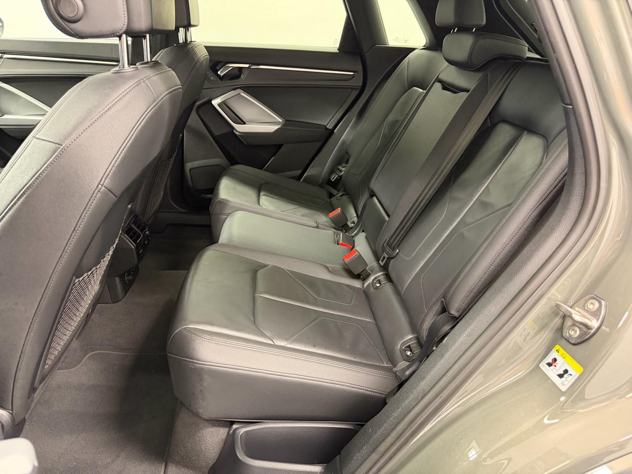 Audi Q3 S line Premium 45 TFSI quattro 2022