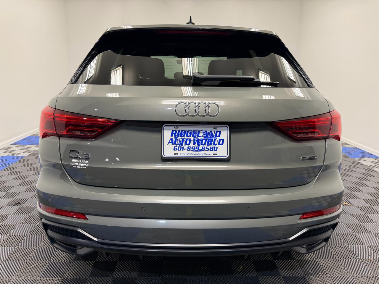 Audi Q3 S line Premium 45 TFSI quattro 2022