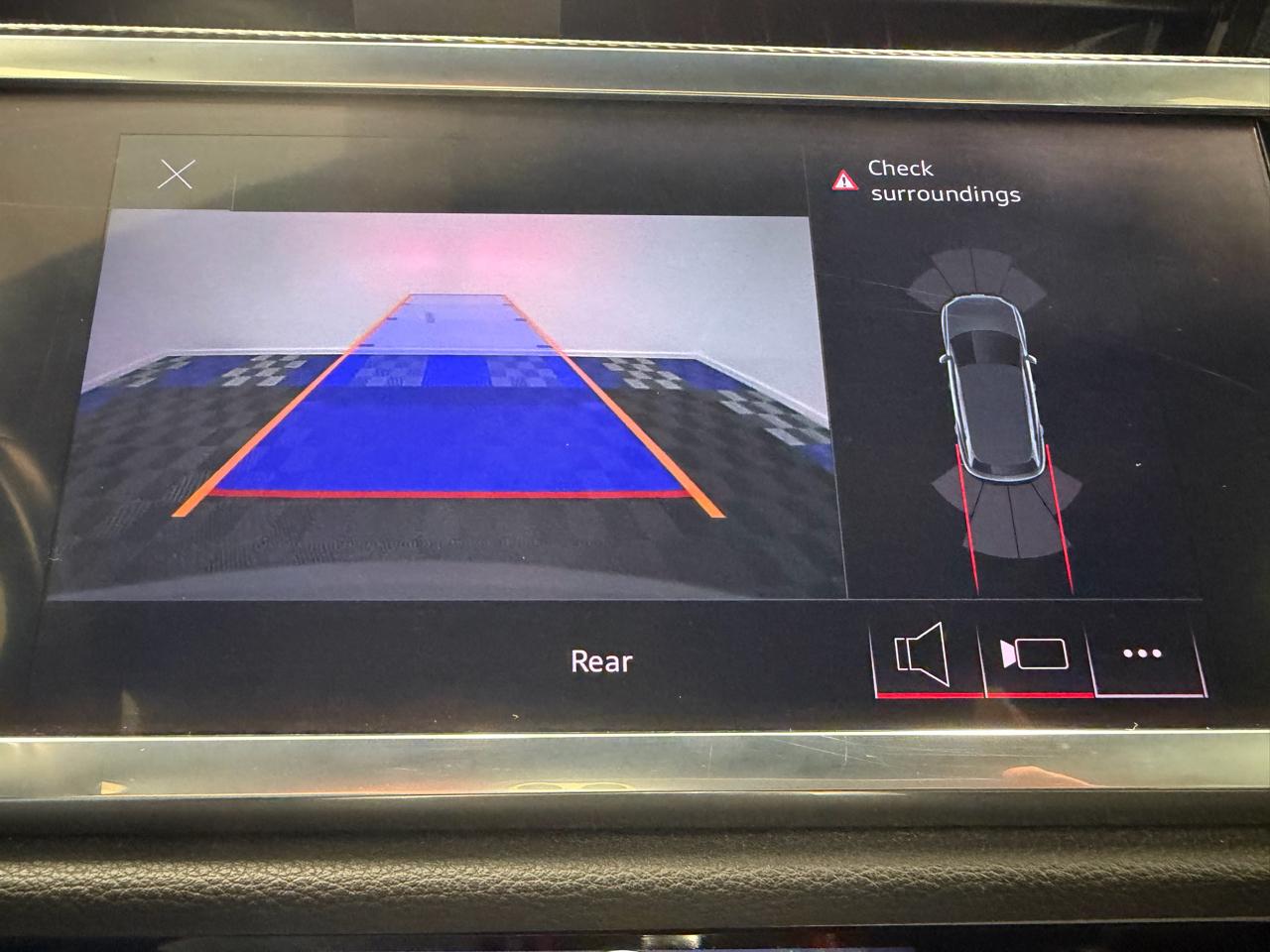 Audi Q3 S line Premium 45 TFSI quattro 2022