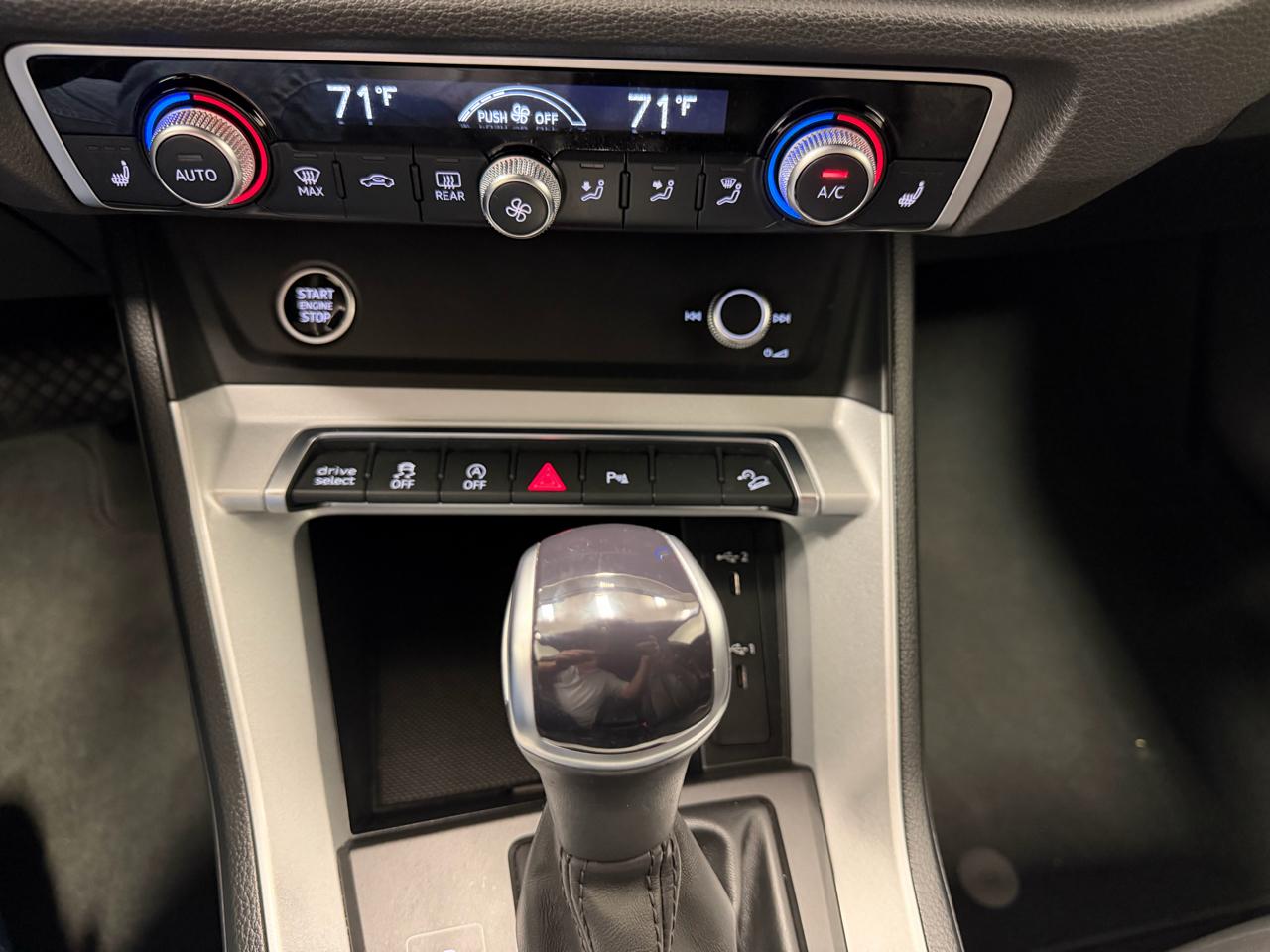 Audi Q3 S line Premium 45 TFSI quattro 2022