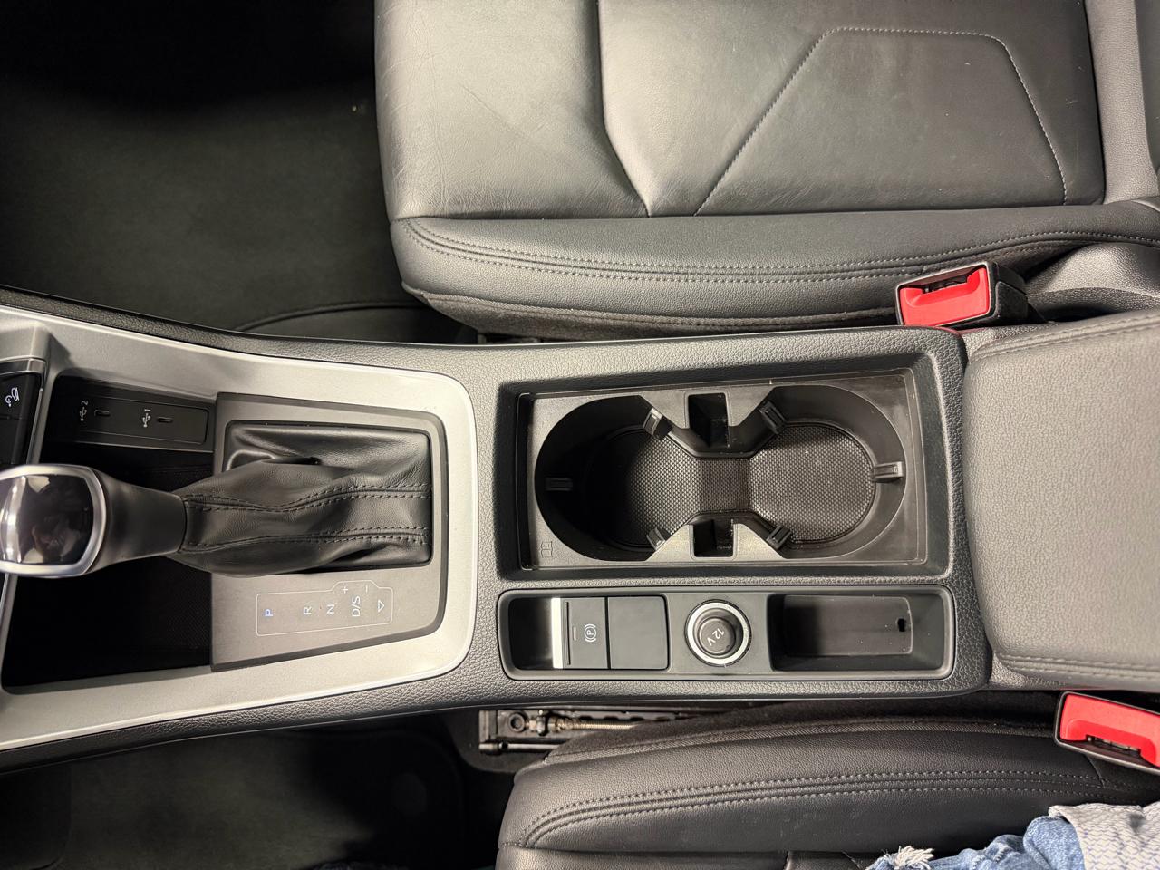 Audi Q3 S line Premium 45 TFSI quattro 2022