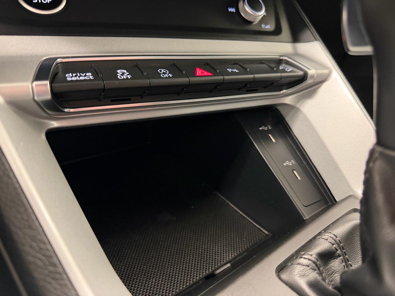 Audi Q3 S line Premium 45 TFSI quattro 2022