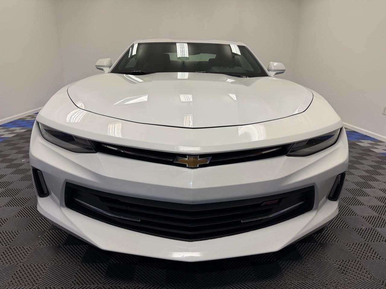 Chevrolet Camaro 2dr Coupe RS 2017