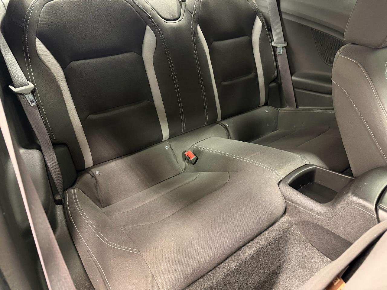 Chevrolet Camaro 2dr Coupe RS 2017