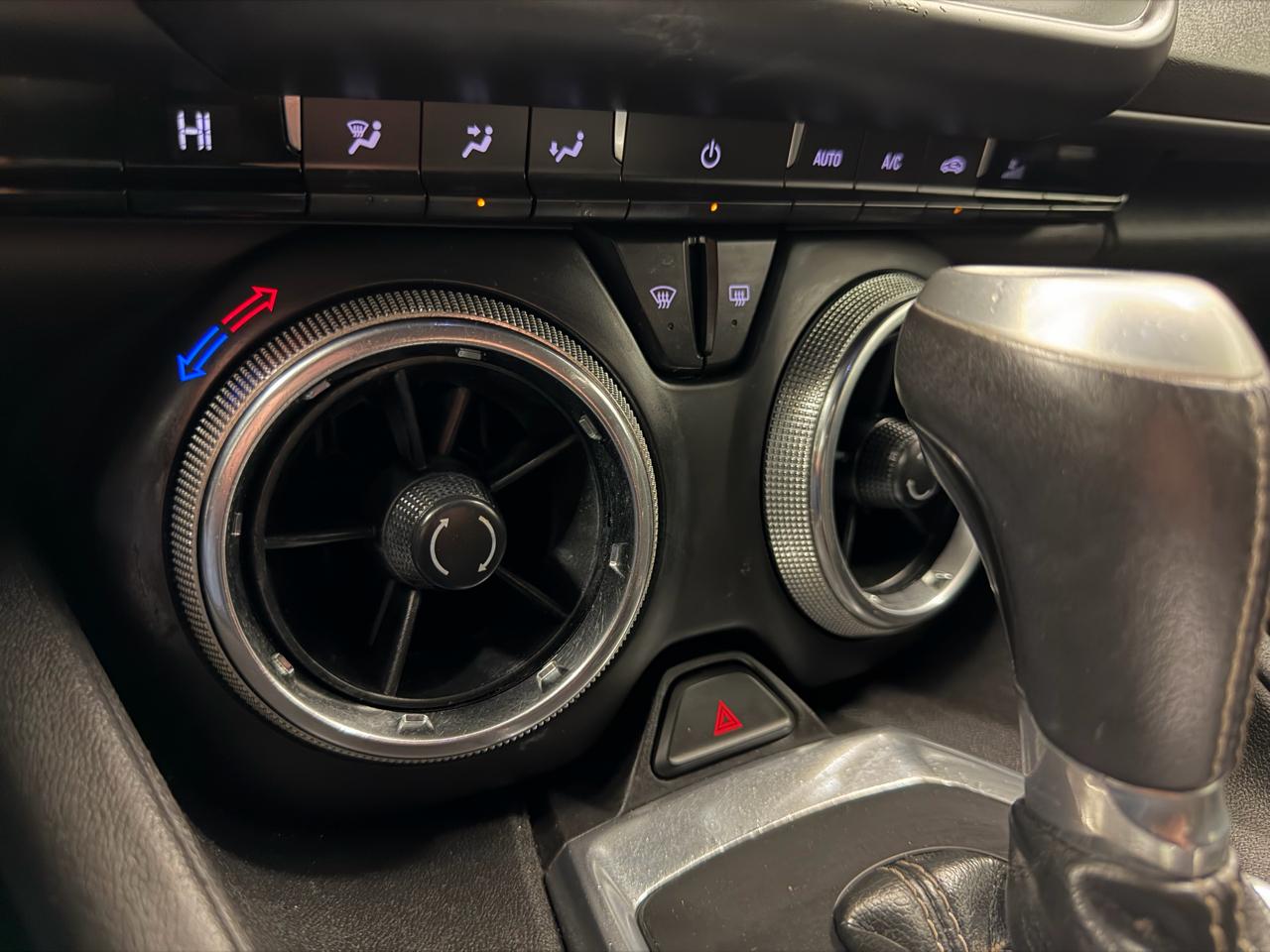 Chevrolet Camaro 2dr Coupe RS 2017