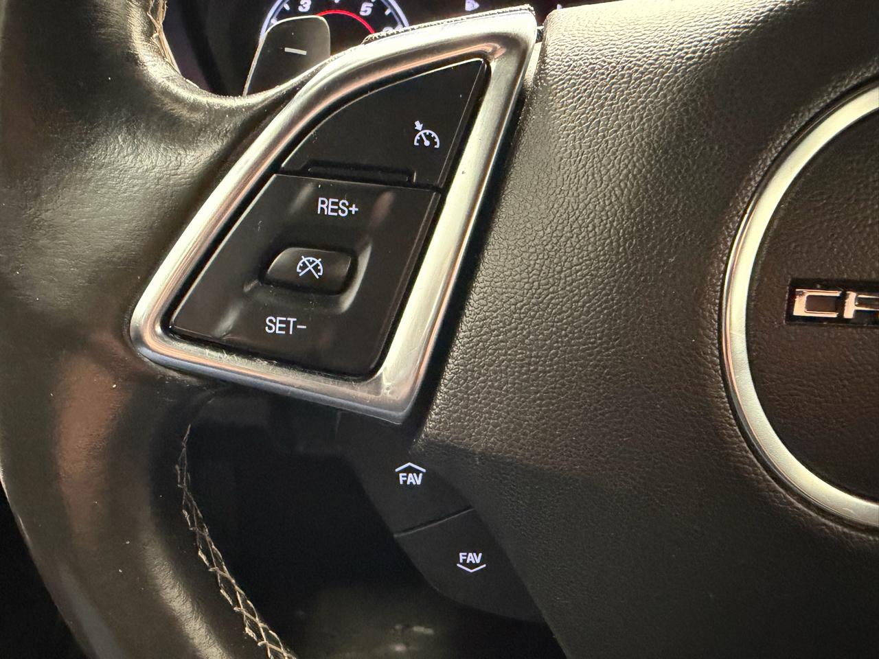 Chevrolet Camaro 2dr Coupe RS 2017