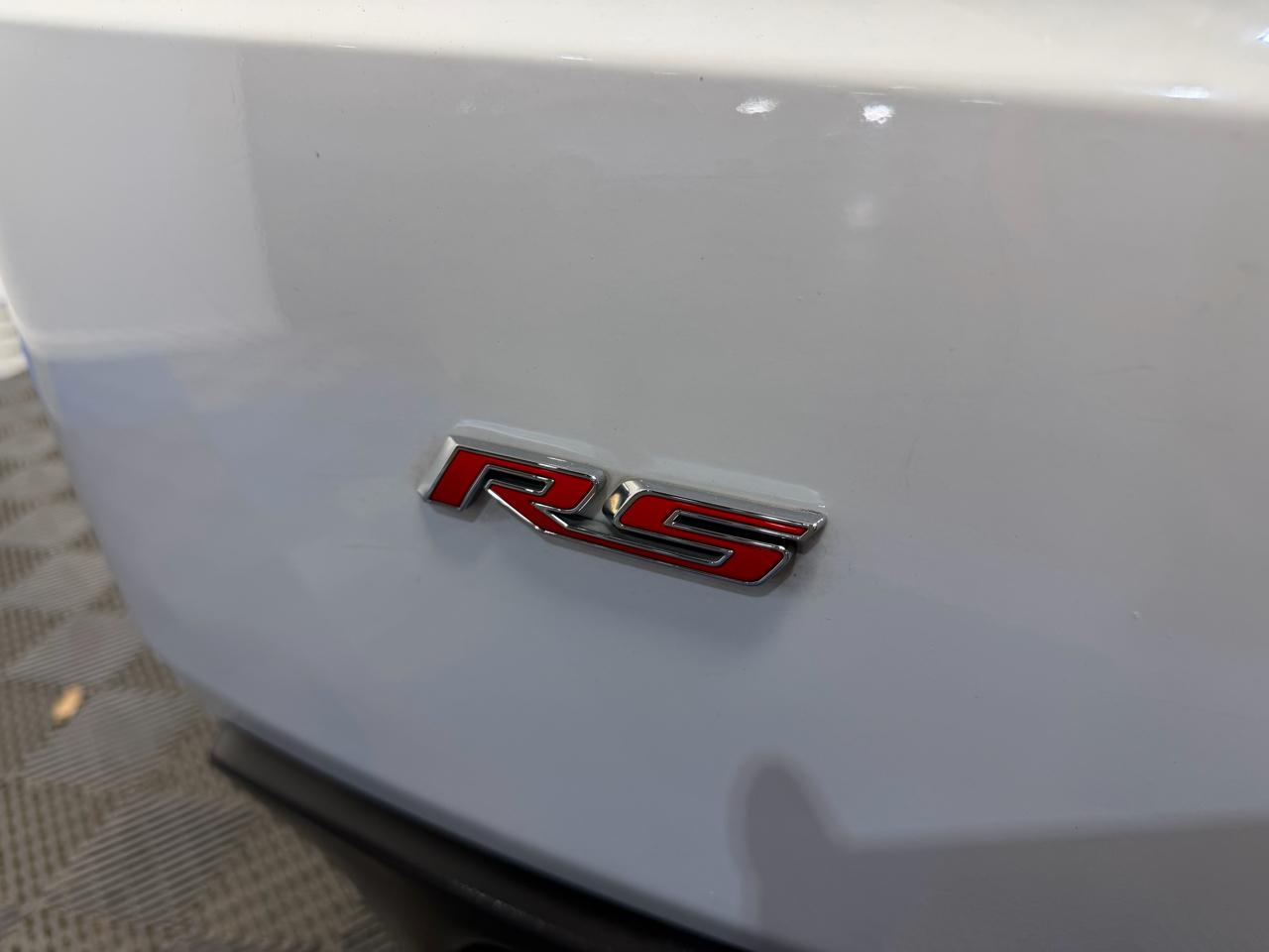 Chevrolet Camaro 2dr Coupe RS 2017