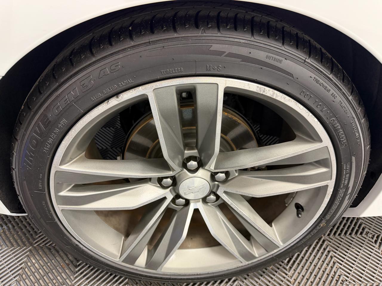 Chevrolet Camaro 2dr Coupe RS 2017