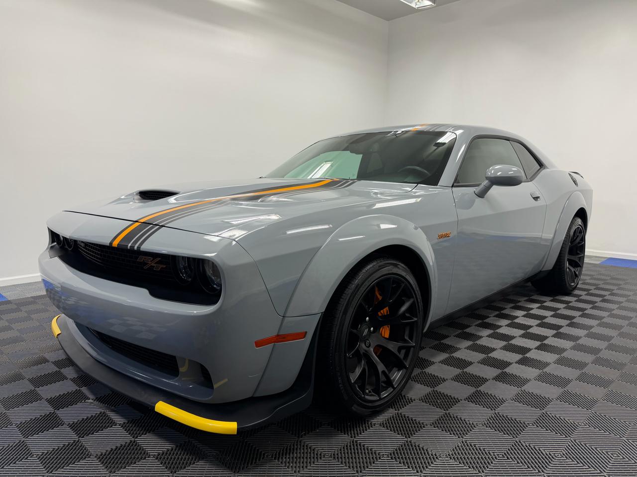 Dodge Challenger R/T Scat Pack Widebody RWD 2022