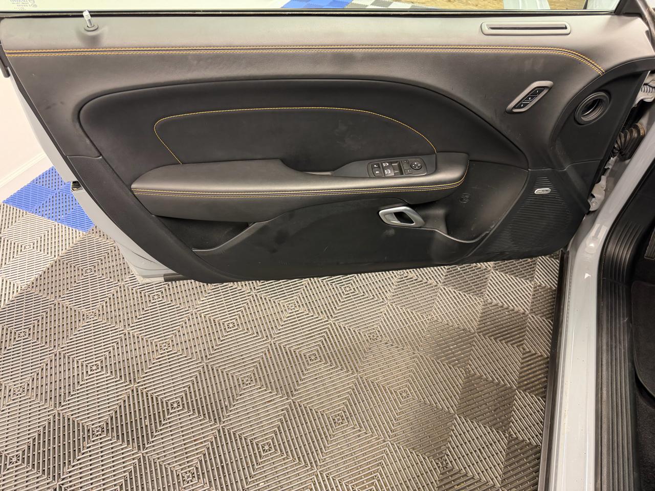 Dodge Challenger R/T Scat Pack Widebody RWD 2022