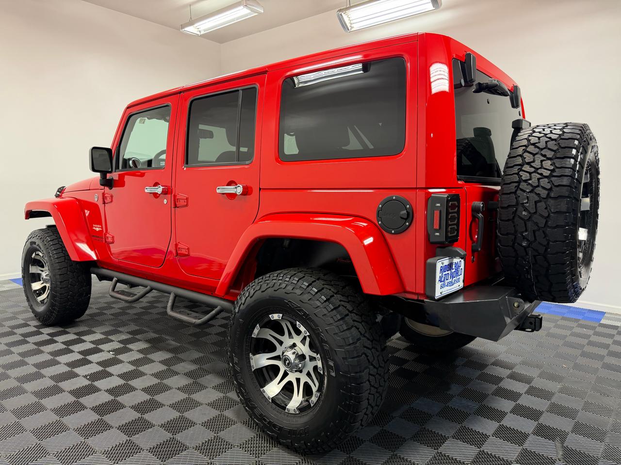 Jeep Wrangler Unlimited 4WD 4dr Sahara 2015