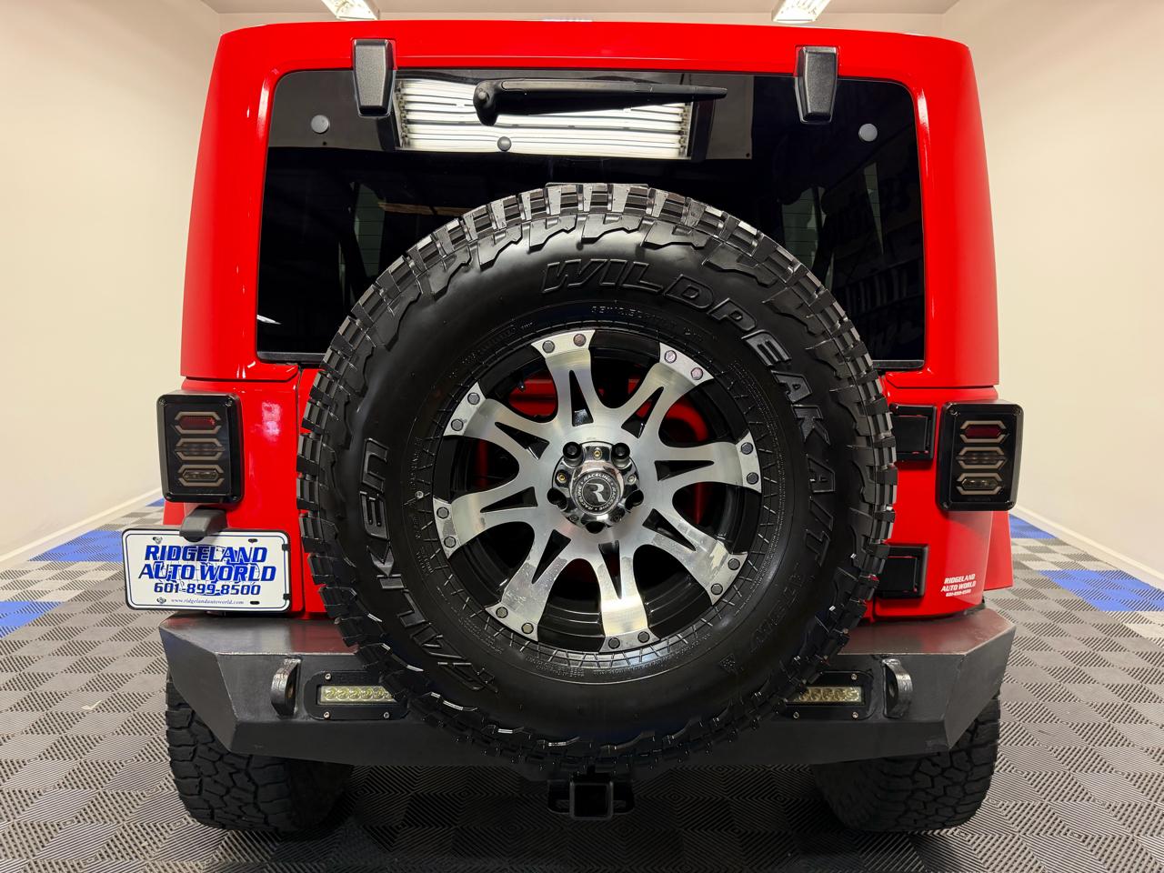 Jeep Wrangler Unlimited 4WD 4dr Sahara 2015