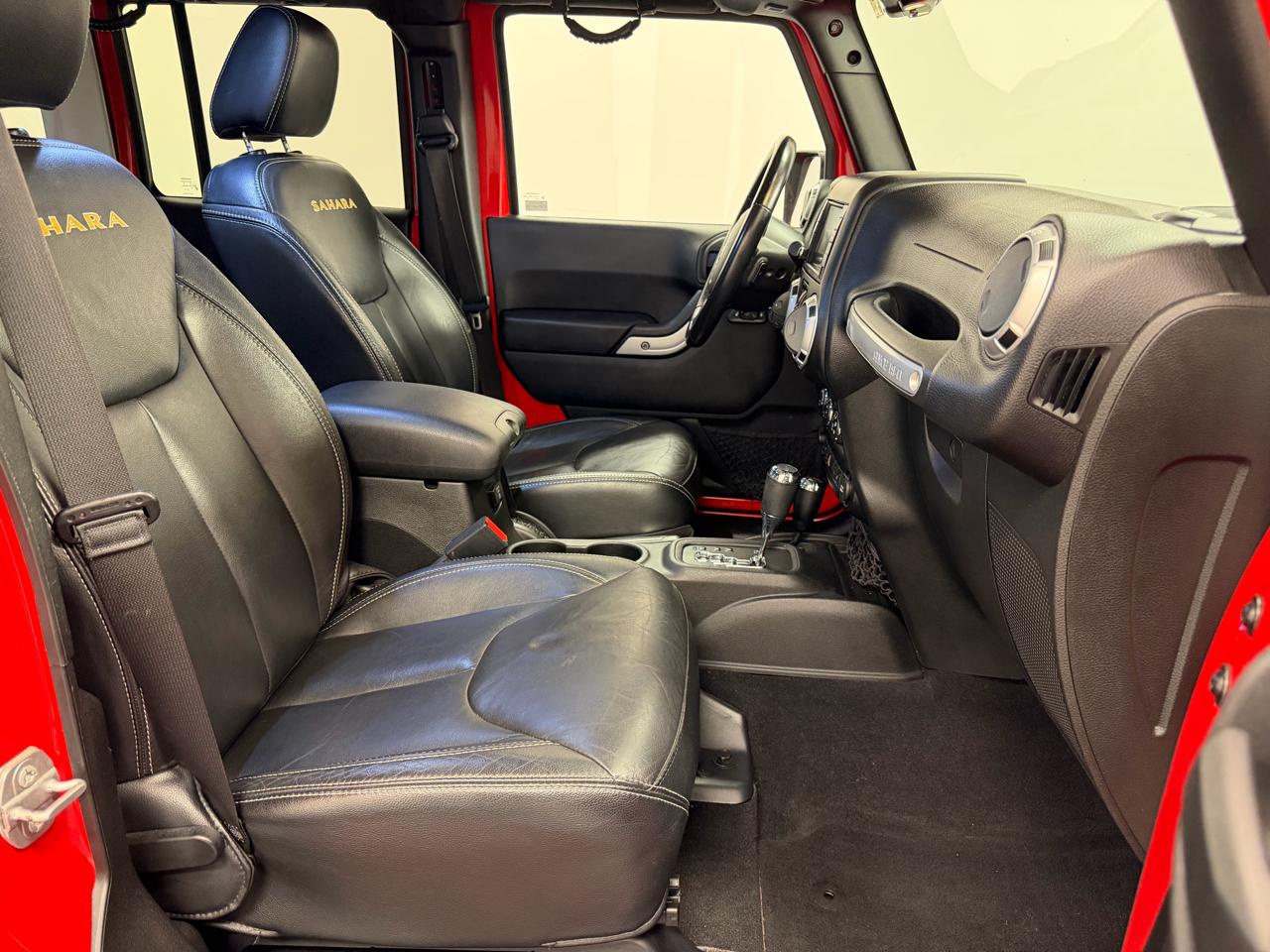 Jeep Wrangler Unlimited 4WD 4dr Sahara 2015