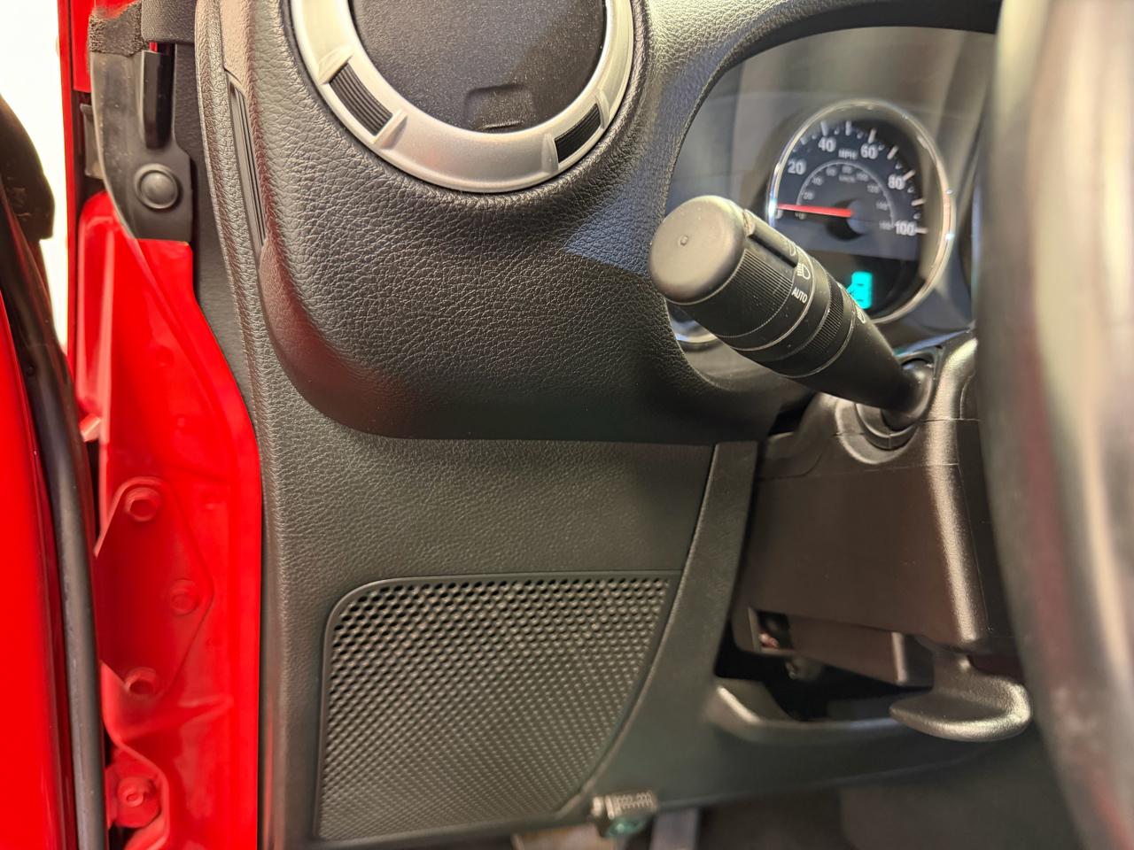 Jeep Wrangler Unlimited 4WD 4dr Sahara 2015