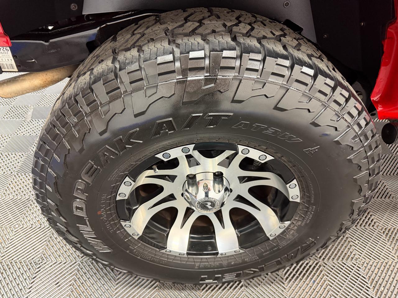 Jeep Wrangler Unlimited 4WD 4dr Sahara 2015