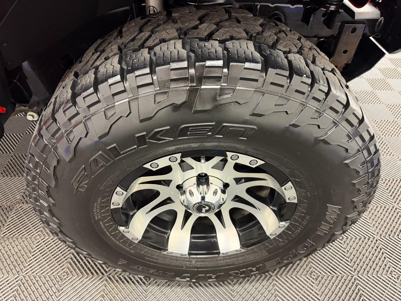 Jeep Wrangler Unlimited 4WD 4dr Sahara 2015