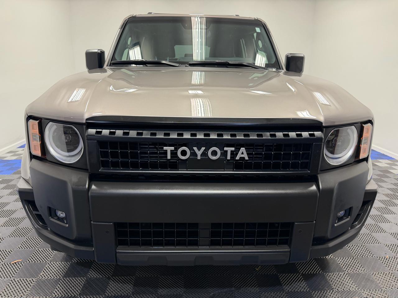 Toyota Land Cruiser 1958 4WD (Natl) 2024