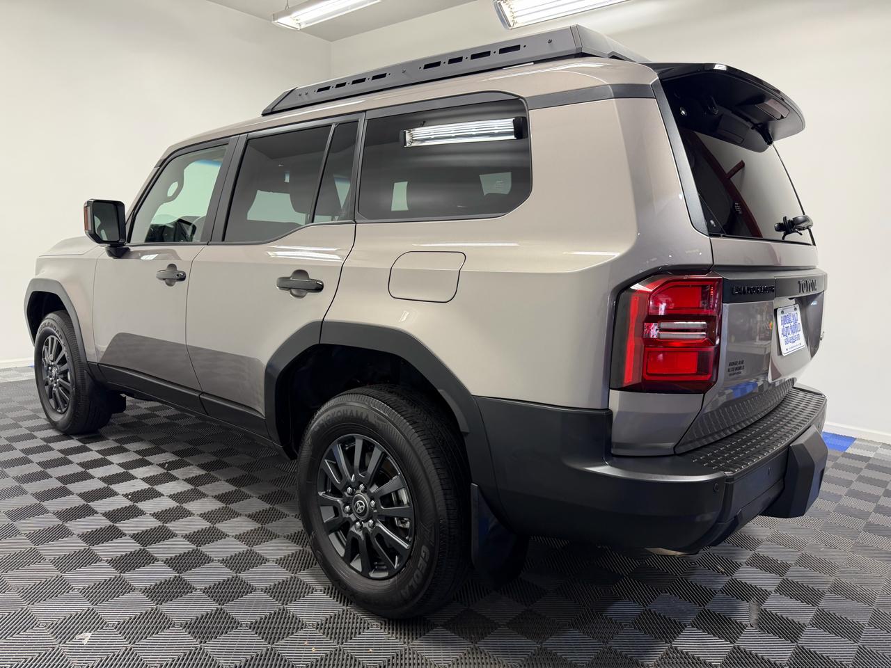 Toyota Land Cruiser 1958 4WD (Natl) 2024