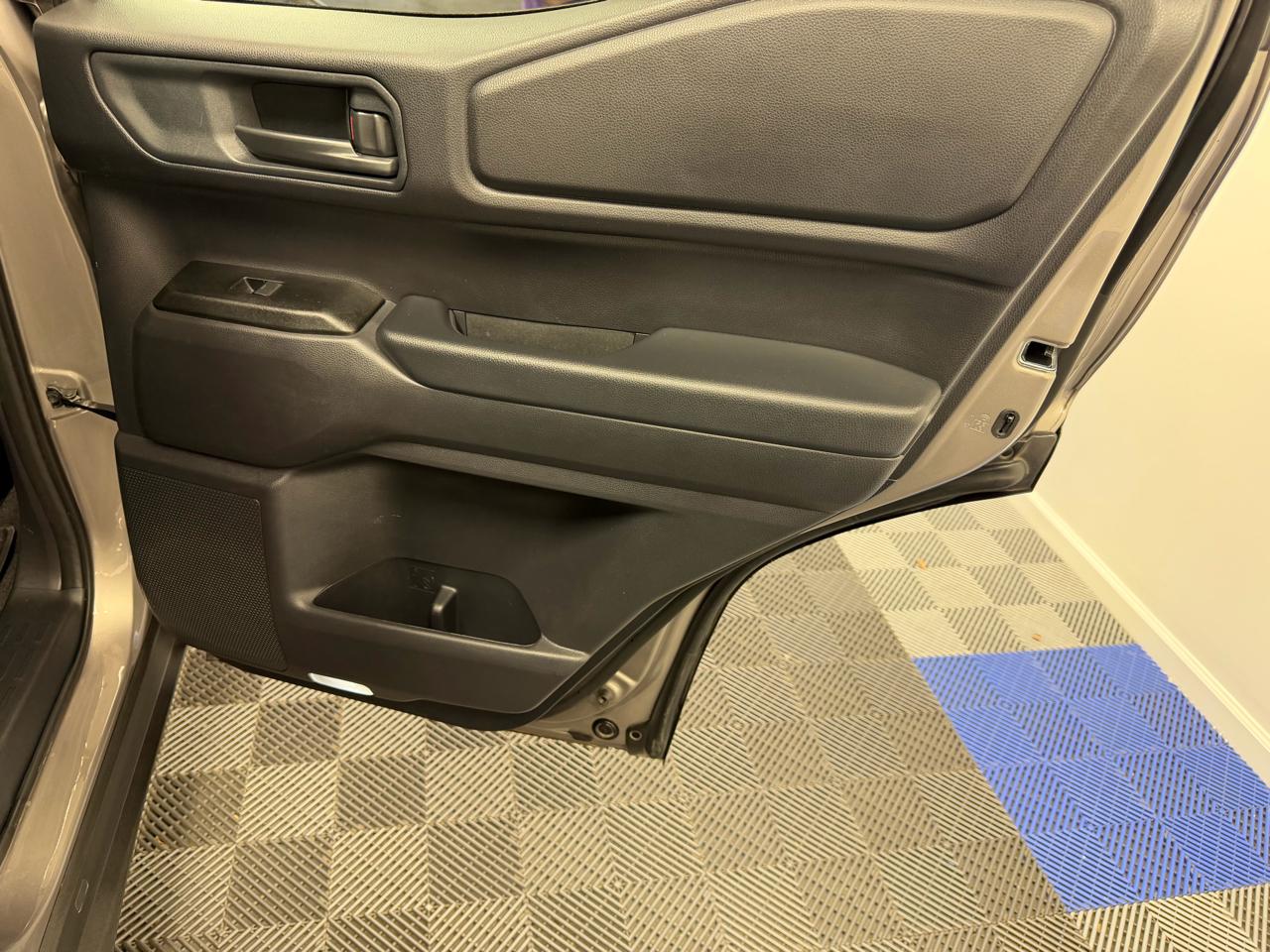 Toyota Land Cruiser 1958 4WD (Natl) 2024