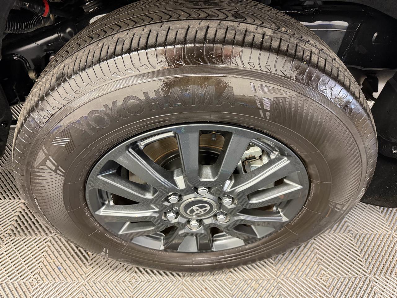 Toyota Land Cruiser 1958 4WD (Natl) 2024