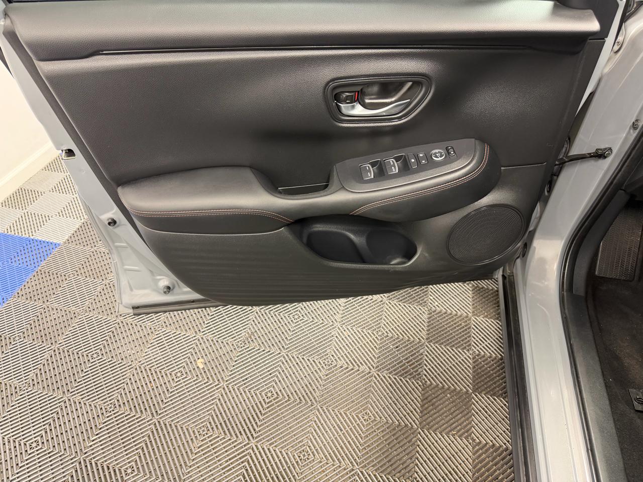 Honda HR-V Sport 2WD CVT 2025