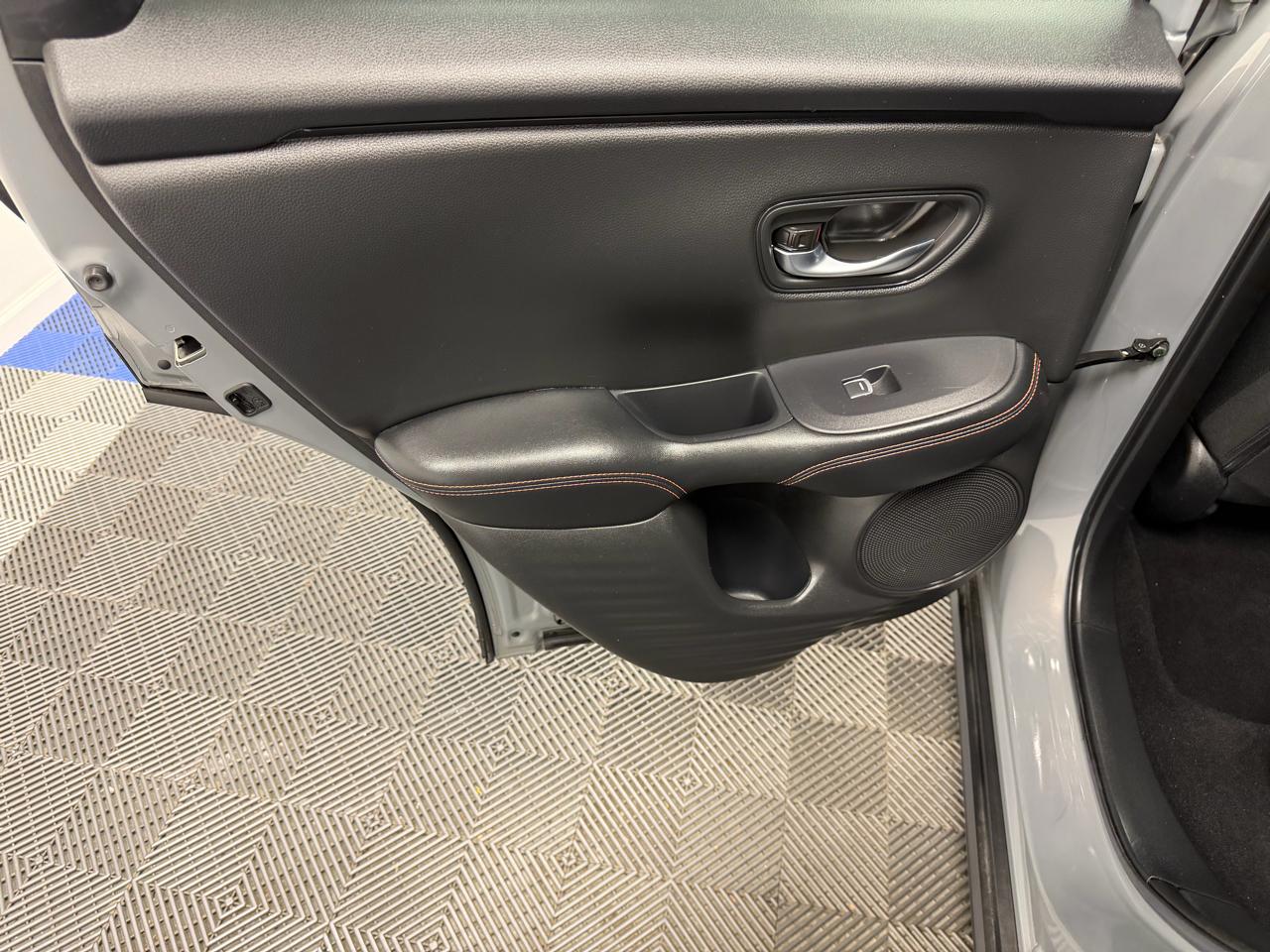 Honda HR-V Sport 2WD CVT 2025