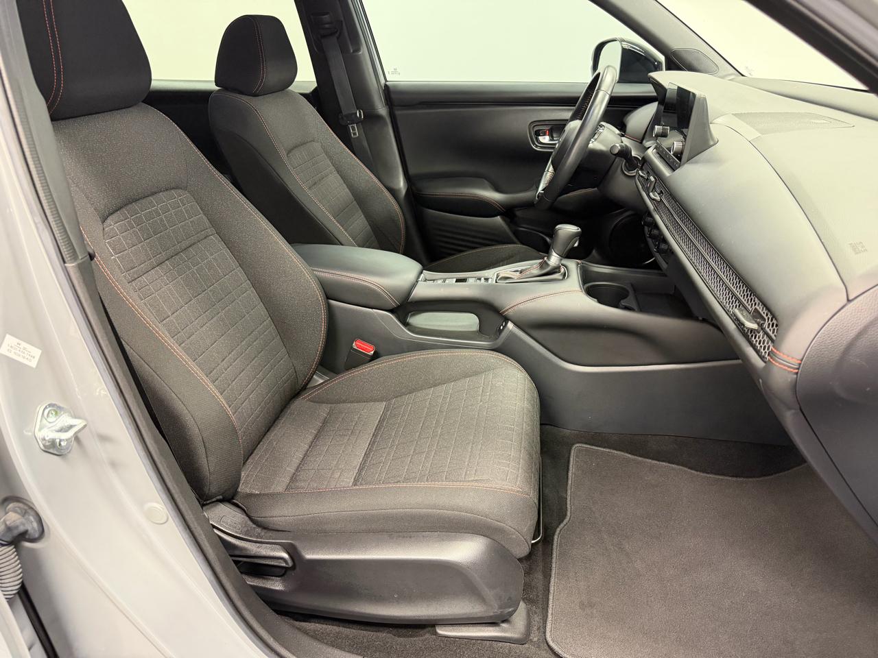 Honda HR-V Sport 2WD CVT 2025