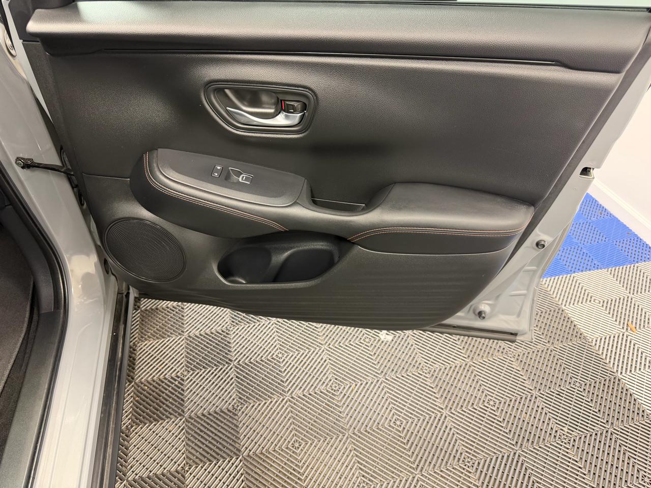 Honda HR-V Sport 2WD CVT 2025