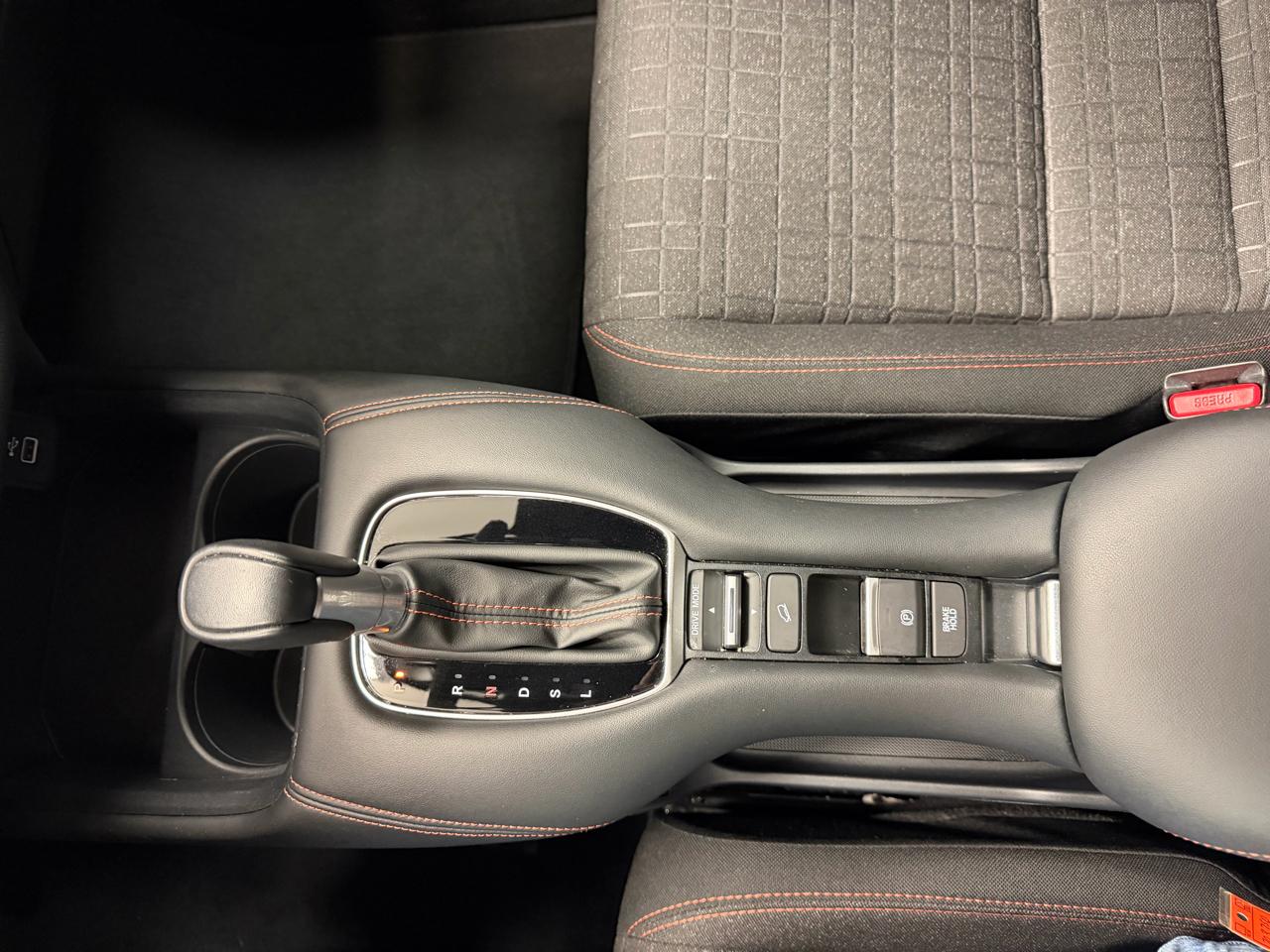 Honda HR-V Sport 2WD CVT 2025