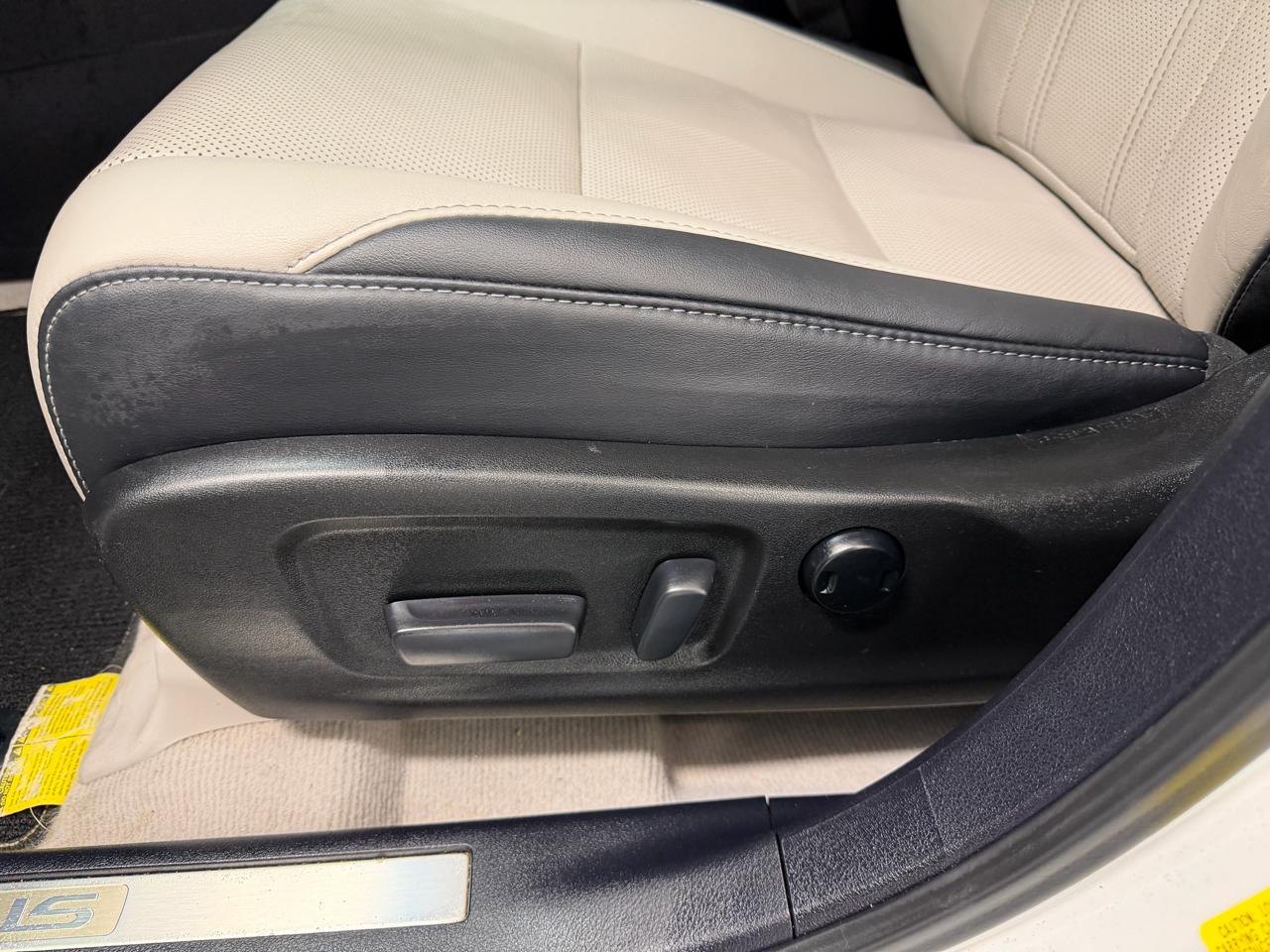 Lexus RX RX 350 Premium FWD 2017