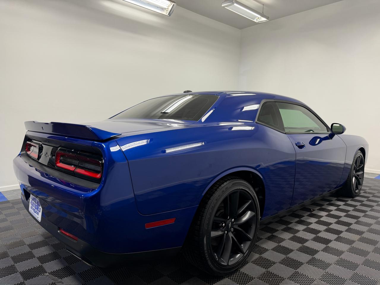 Dodge Challenger GT RWD 2021