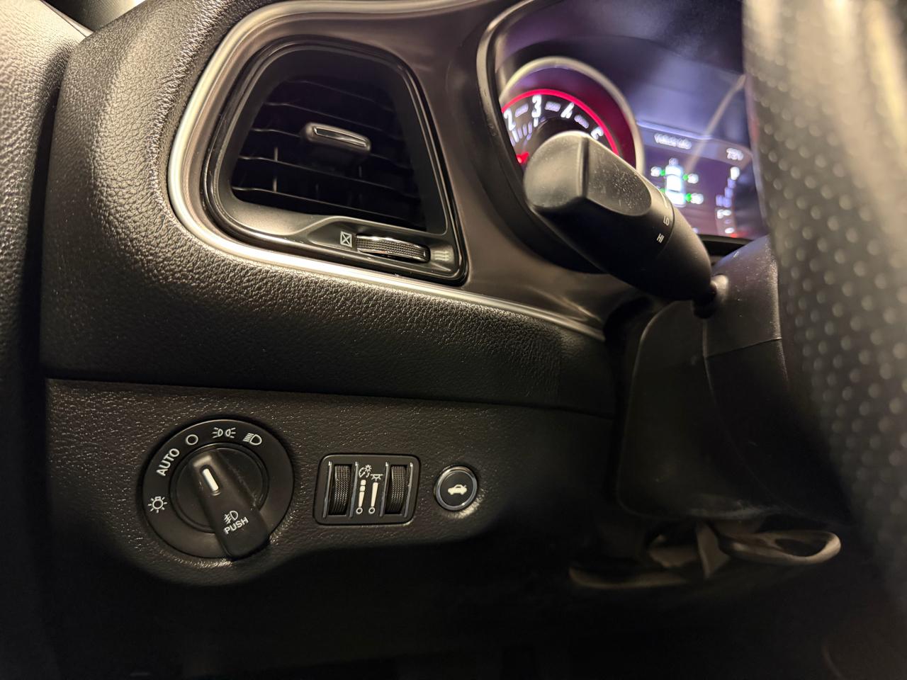 Dodge Challenger GT RWD 2021