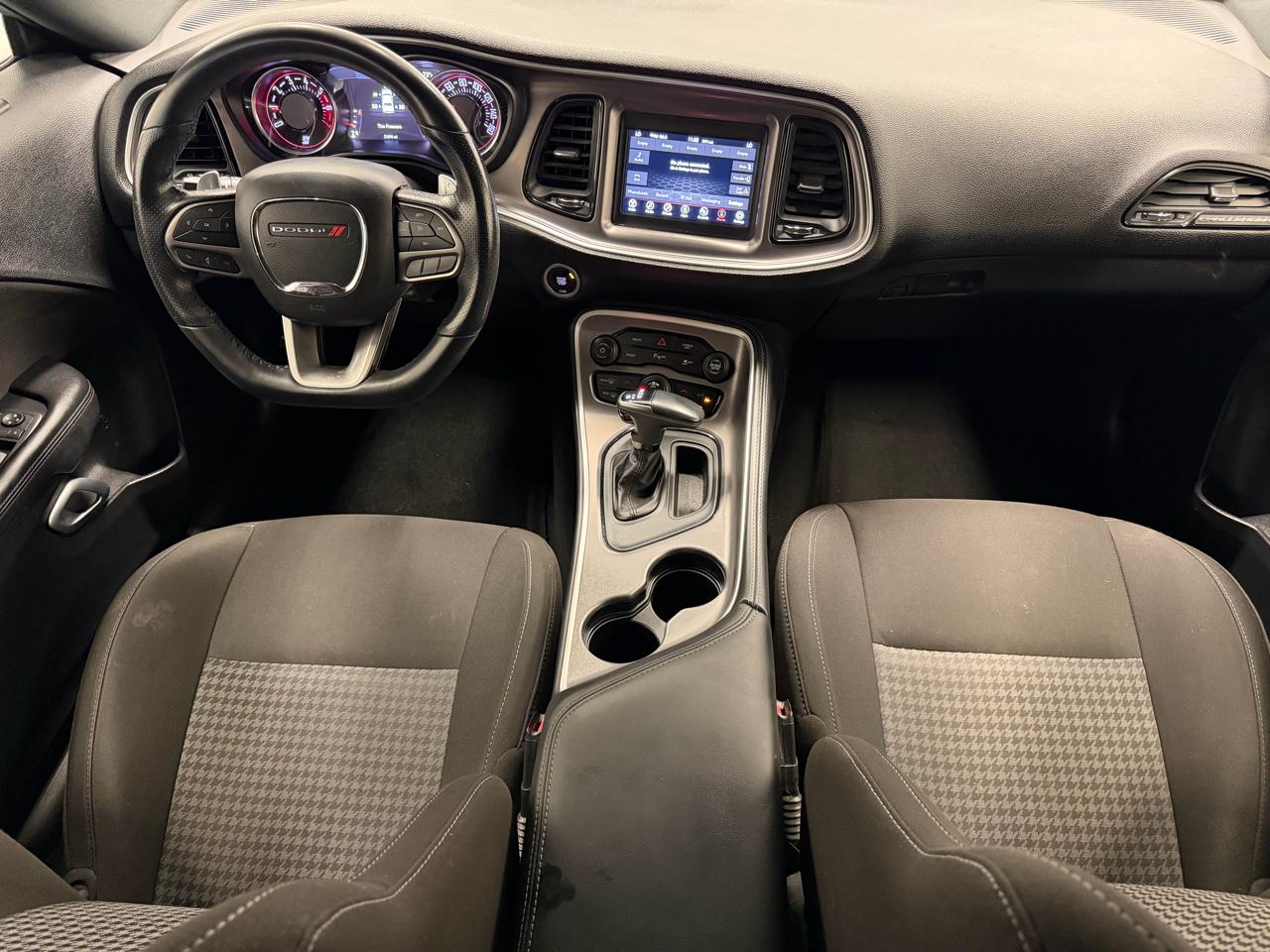 Dodge Challenger GT RWD 2021