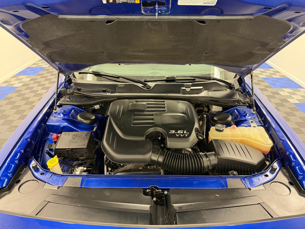 Dodge Challenger GT RWD 2021