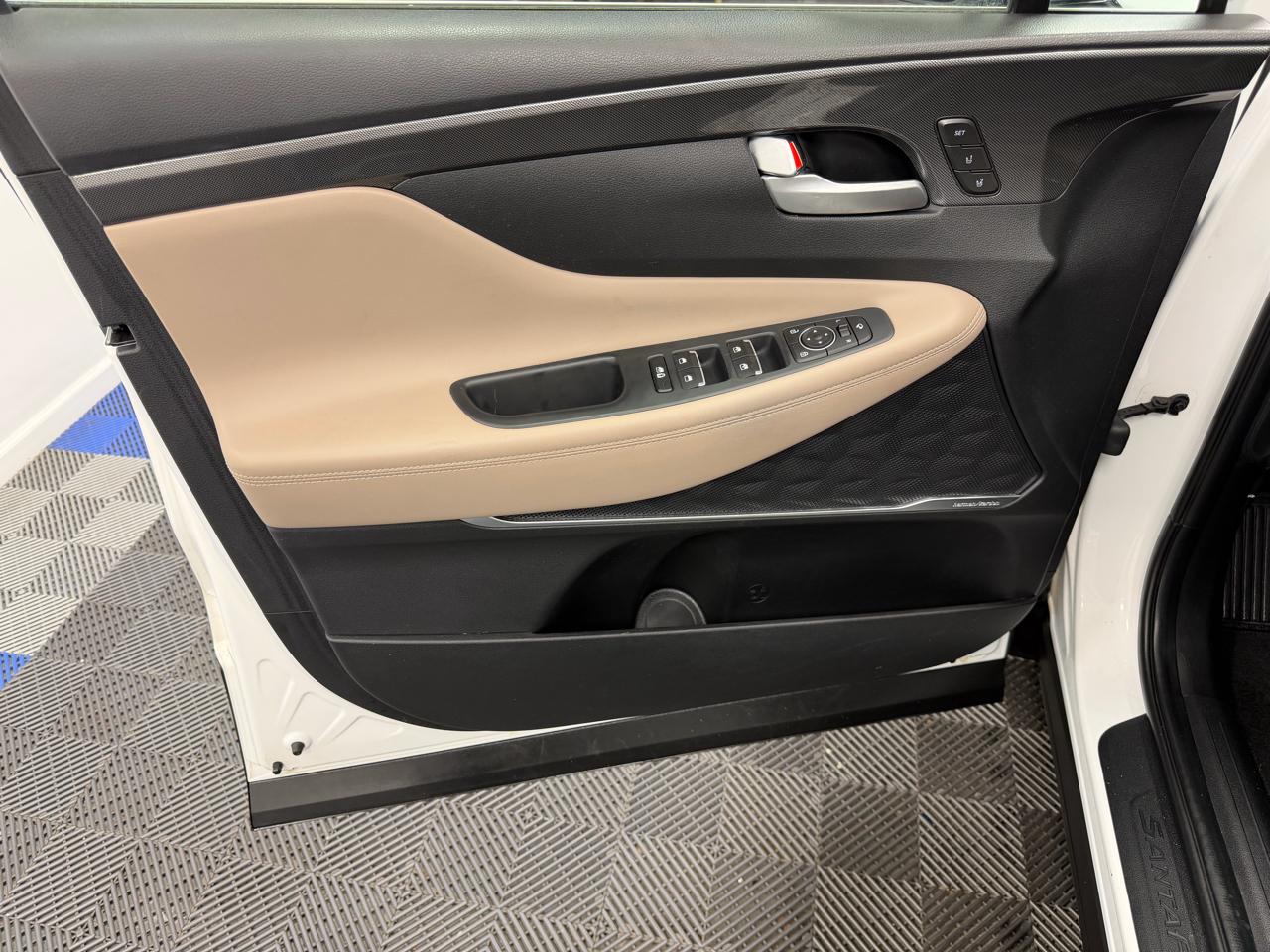 Hyundai Santa Fe Limited AWD 2023