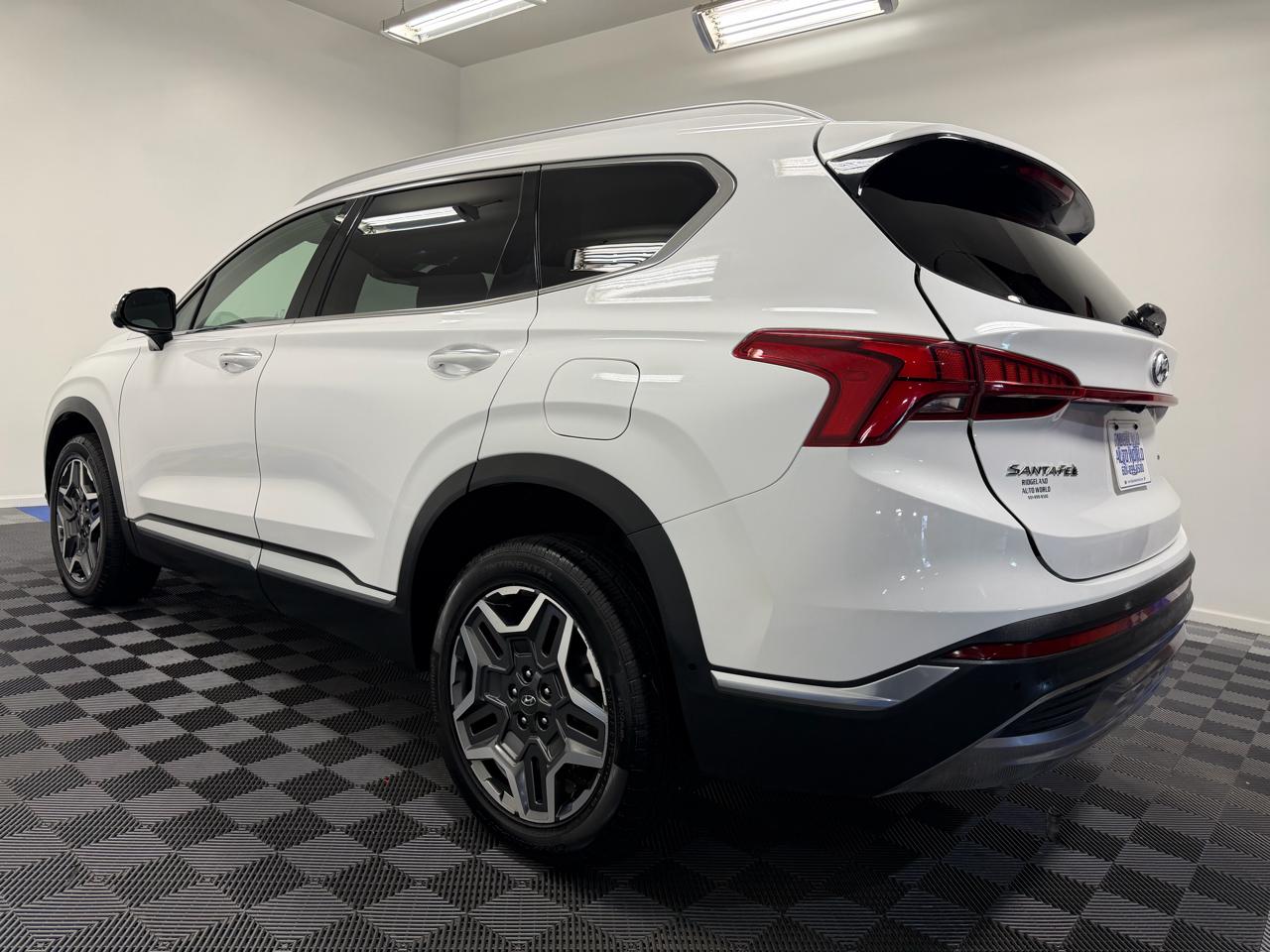 Hyundai Santa Fe Limited AWD 2023