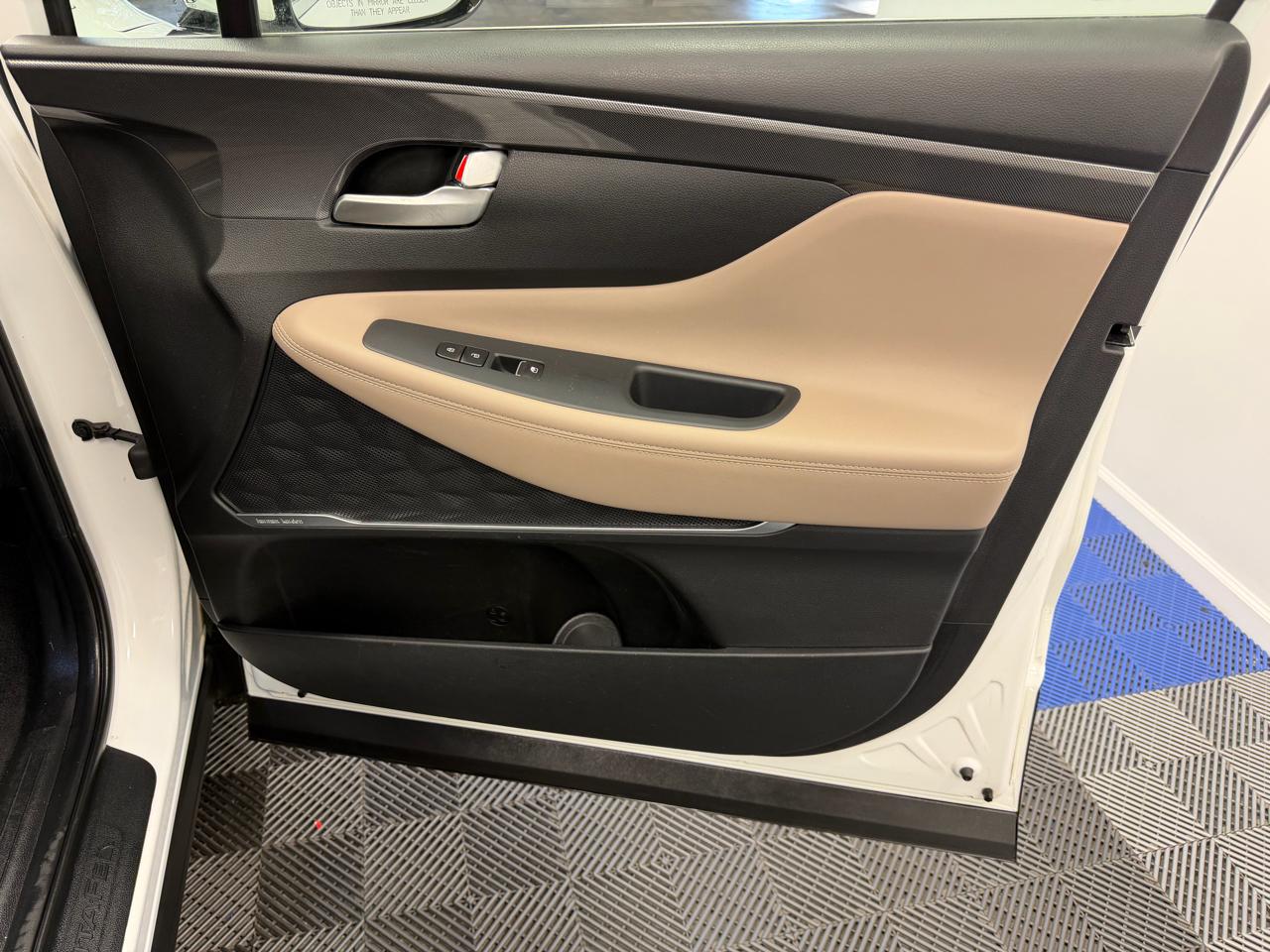 Hyundai Santa Fe Limited AWD 2023