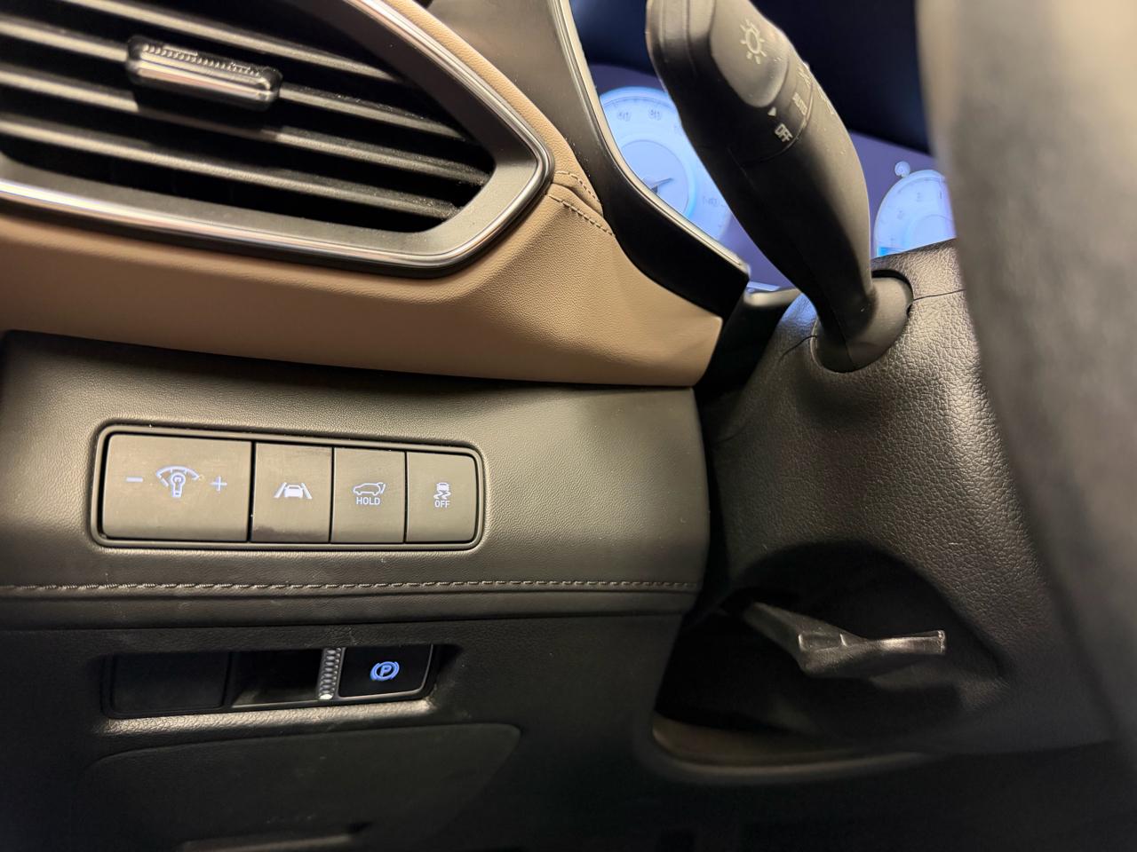 Hyundai Santa Fe Limited AWD 2023