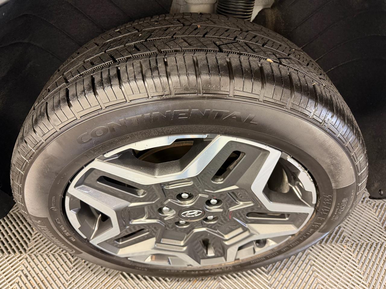 Hyundai Santa Fe Limited AWD 2023