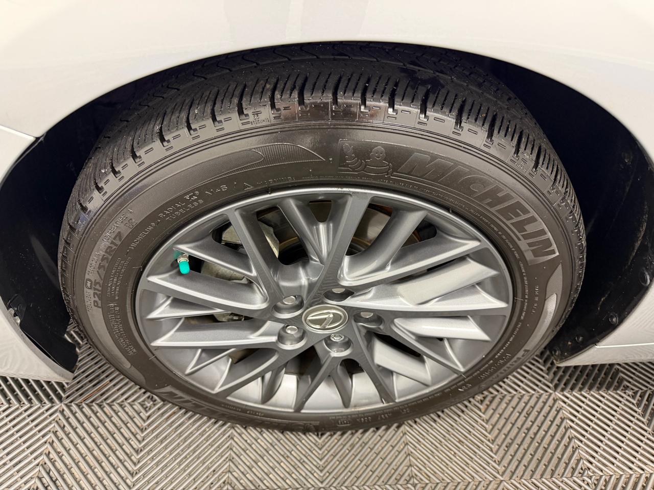 Lexus ES ES 350 FWD 2018