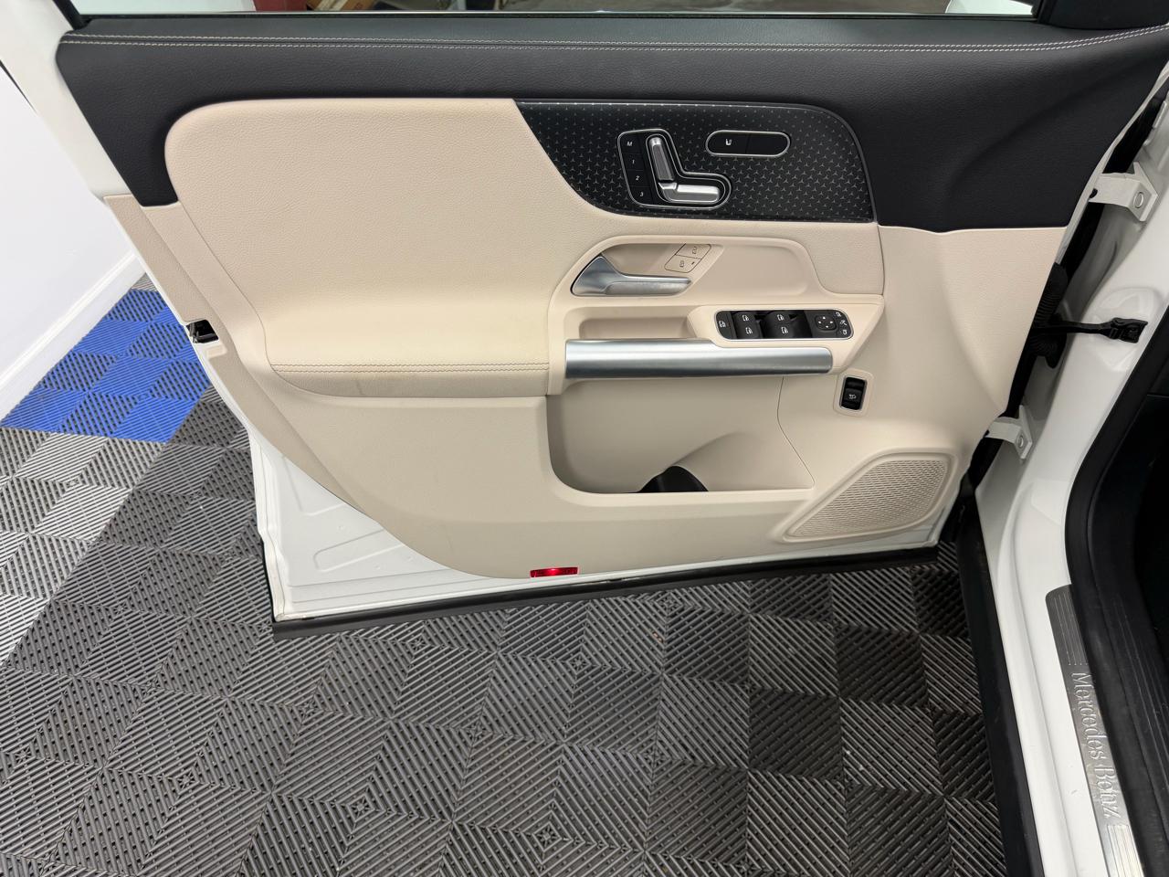 Mercedes-Benz GLA GLA250 4D SAV 4Matic 2024