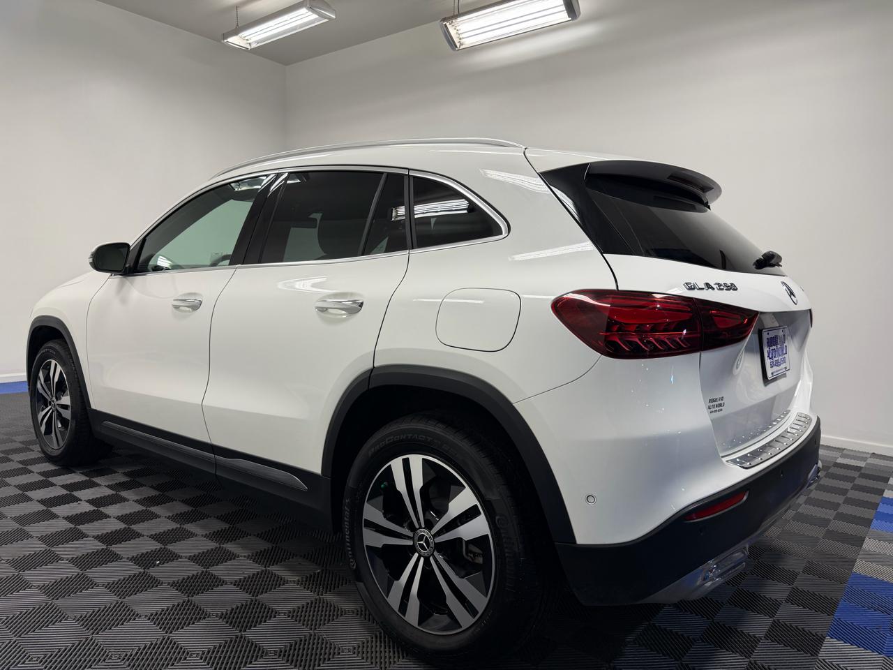 Mercedes-Benz GLA GLA250 4D SAV 4Matic 2024