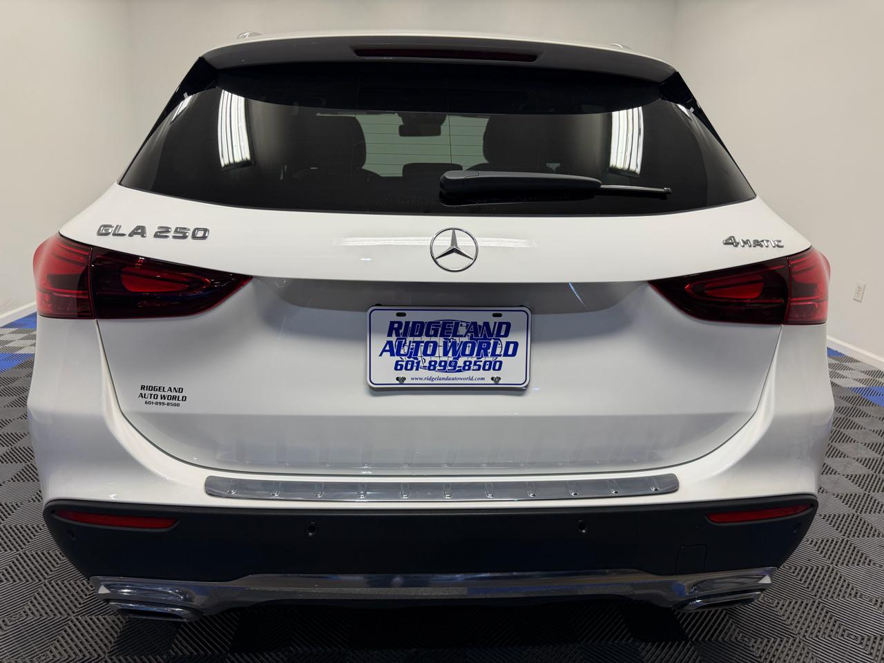 Mercedes-Benz GLA GLA250 4D SAV 4Matic 2024