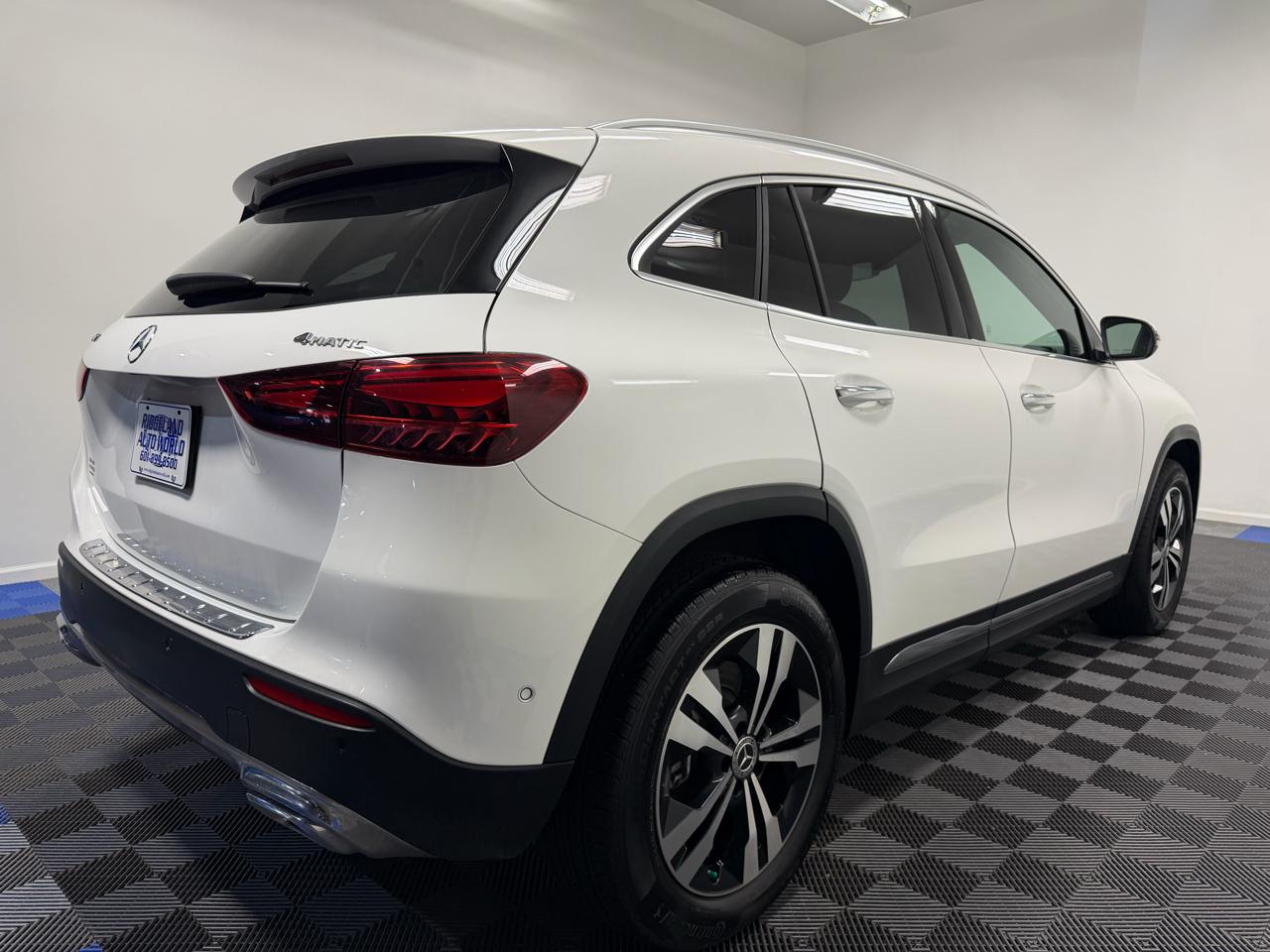 Mercedes-Benz GLA GLA250 4D SAV 4Matic 2024